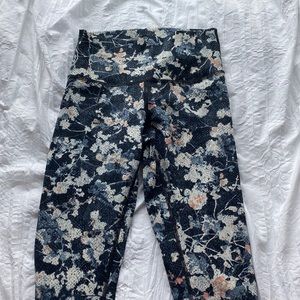 lululemon special edition floral leggings
